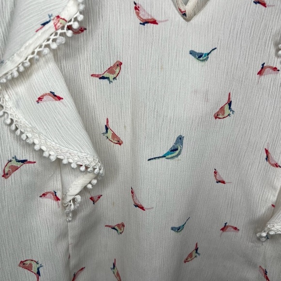 Sweet Wanderer flutter cap sleeve key hole blouse top birds ivory white small - Picture 4 of 10